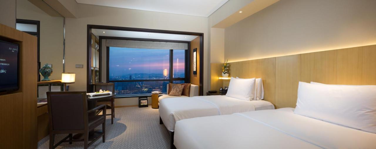 Jinling Hotel Nanking Buitenkant foto