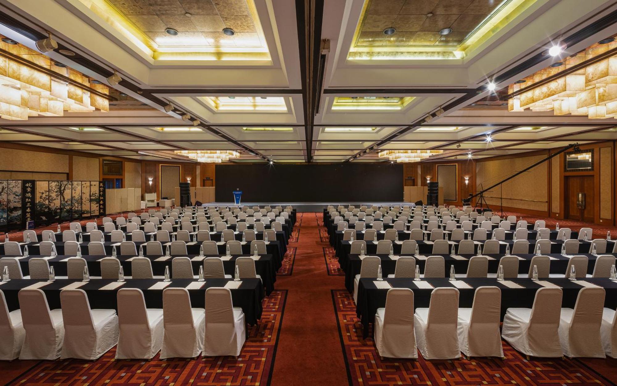 Jinling Hotel Nanking Buitenkant foto